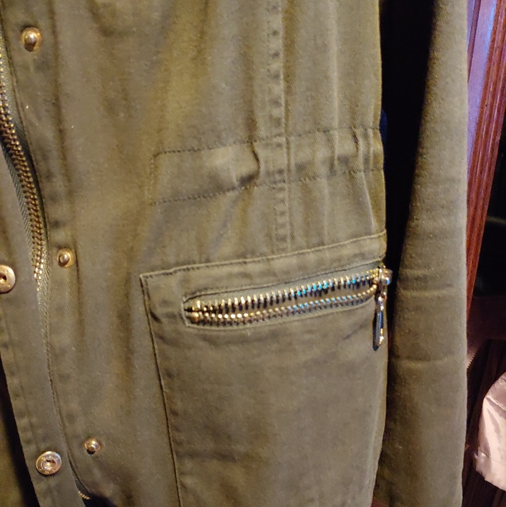 Green jacket - Picture 2 of 5